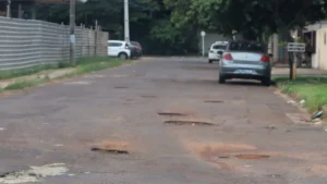 Prefeita anuncia consórcio e nova licitação para tapa-buracos