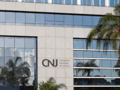CNJ cria grupo para revisar salários de juízes