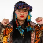 MC Anarandá leva rap indígena e ancestralidade a show intimista