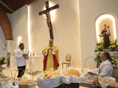 Legado de Santo Antônio vai além da fama de casamenteiro