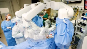 Brasil, Chile e Panamá fazem cirurgia robótica simultânea inédita