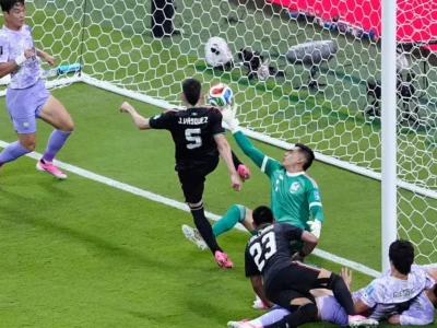 México vence Coreia do Sul e avança às oitavas da Copa