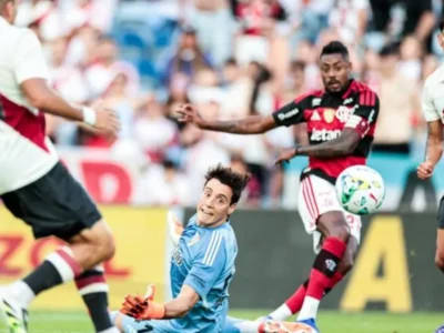 Flamengo empata com River Plate em amistoso intenso em Portugal
