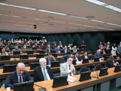 Câmara aprova fim de punição que aposentou magistrados em MS