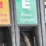 App ANP permite consultar nota e denunciar posto irregular