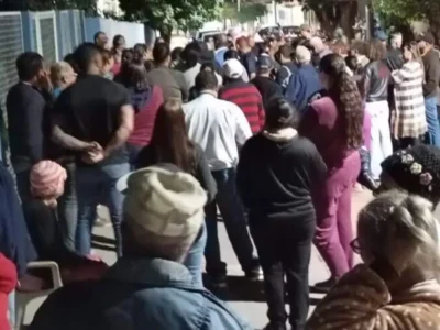 Moradores protestam contra albergue em antiga incubadora