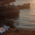 Colombiano morre afogado ao tentar pular entre barcos no Rio Paraguai