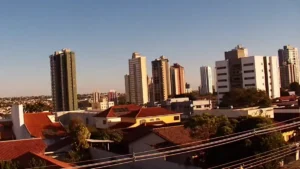 Semana começa quente em MS, mas chuva chega a partir de quarta