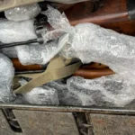 Policial paraguaio é preso com 20 fuzis para o Rio