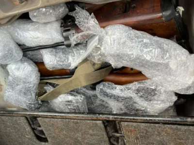 Policial paraguaio é preso com 20 fuzis para o Rio