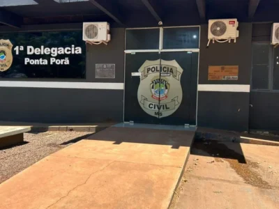 Ex-bombeiro é preso usando farda para furtar na fronteira