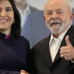 Lula é multado por pedido de voto a Simone Tebet