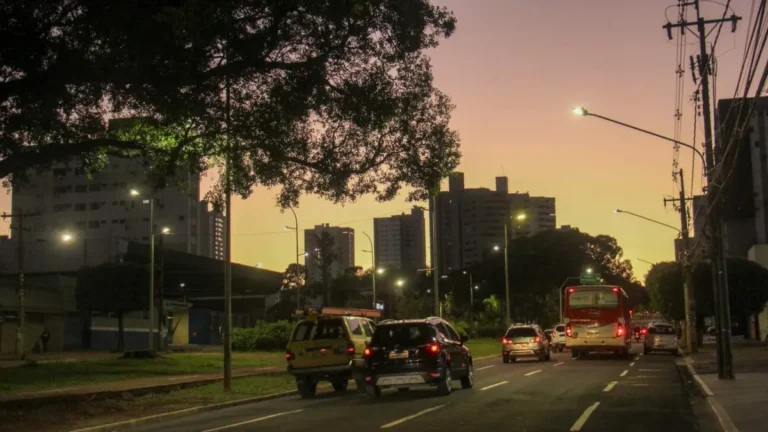 Fim de semana com sol, calor e umidade baixa em MS