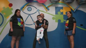 Capoeira inclusiva: o sonho de uma mãe que virou projeto