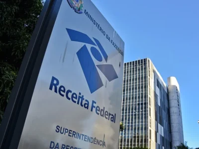 Receita adia reforma tributária em notas fiscais até 2027
