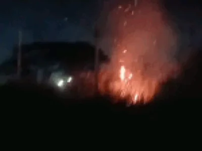 Incêndio em terreno baldio cobre bairro de fumaça em Campo Grande