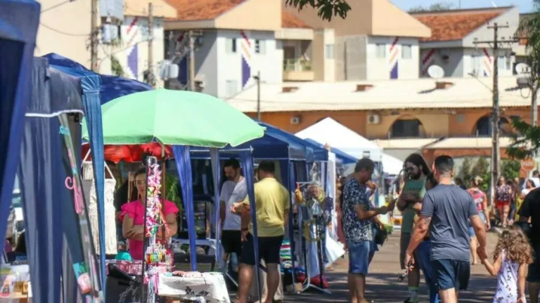 Sábado tem Feira das Esposas, Festival do Sobá e Parada Nerd