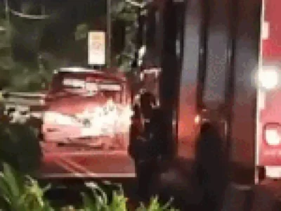 Caminhão tomba e interdita avenida após acidente em Campo Grande