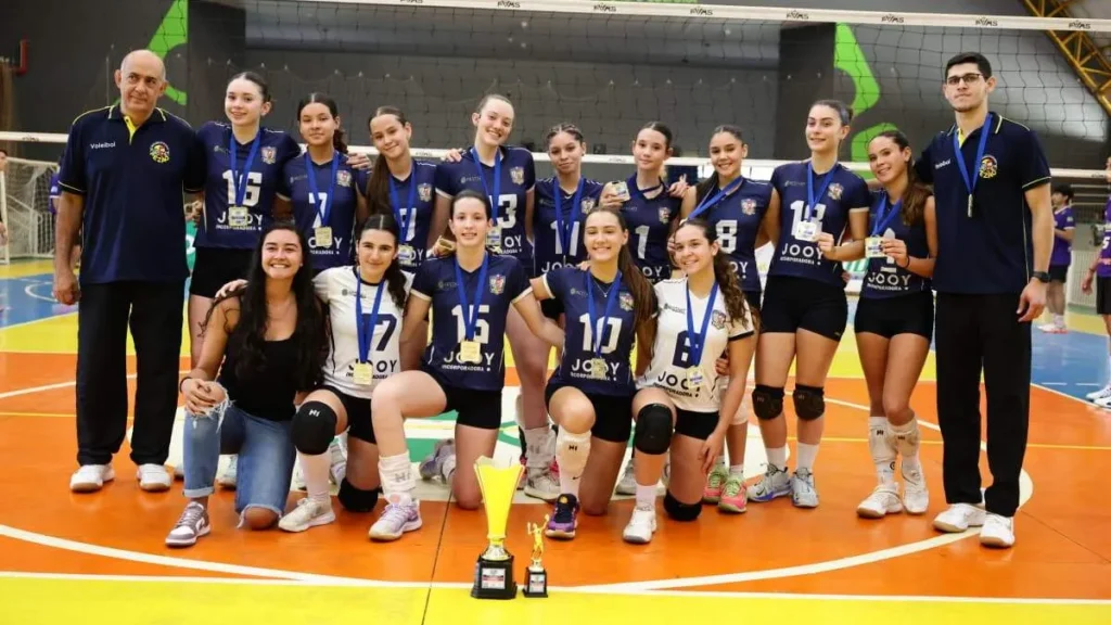 Copa Pantanal de Vôlei: Sesi e Pezão dominam finais Sub-13 e Sub-17