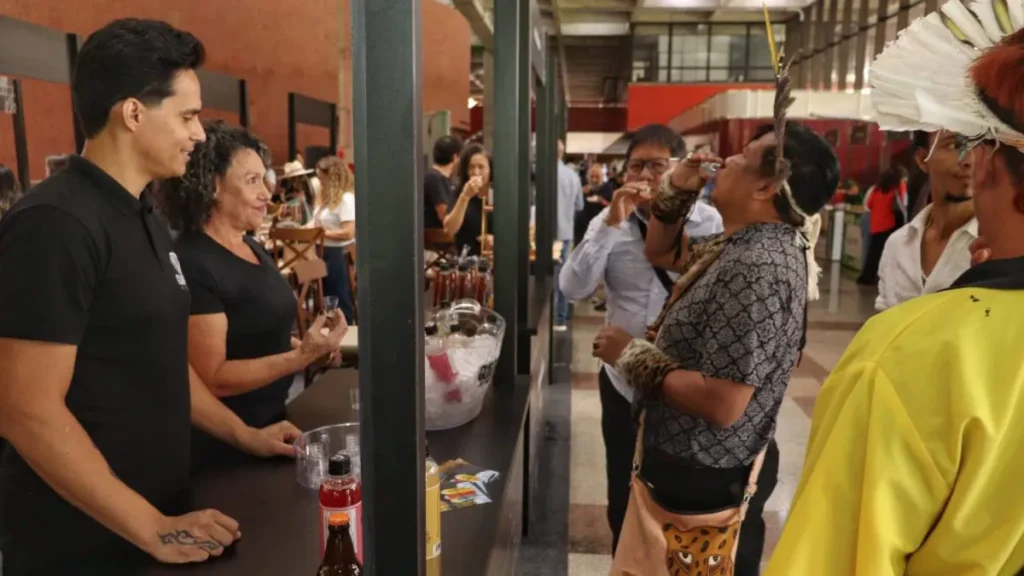 Feira gastronômica em Campo Grande reúne sabores e artesanato de MS